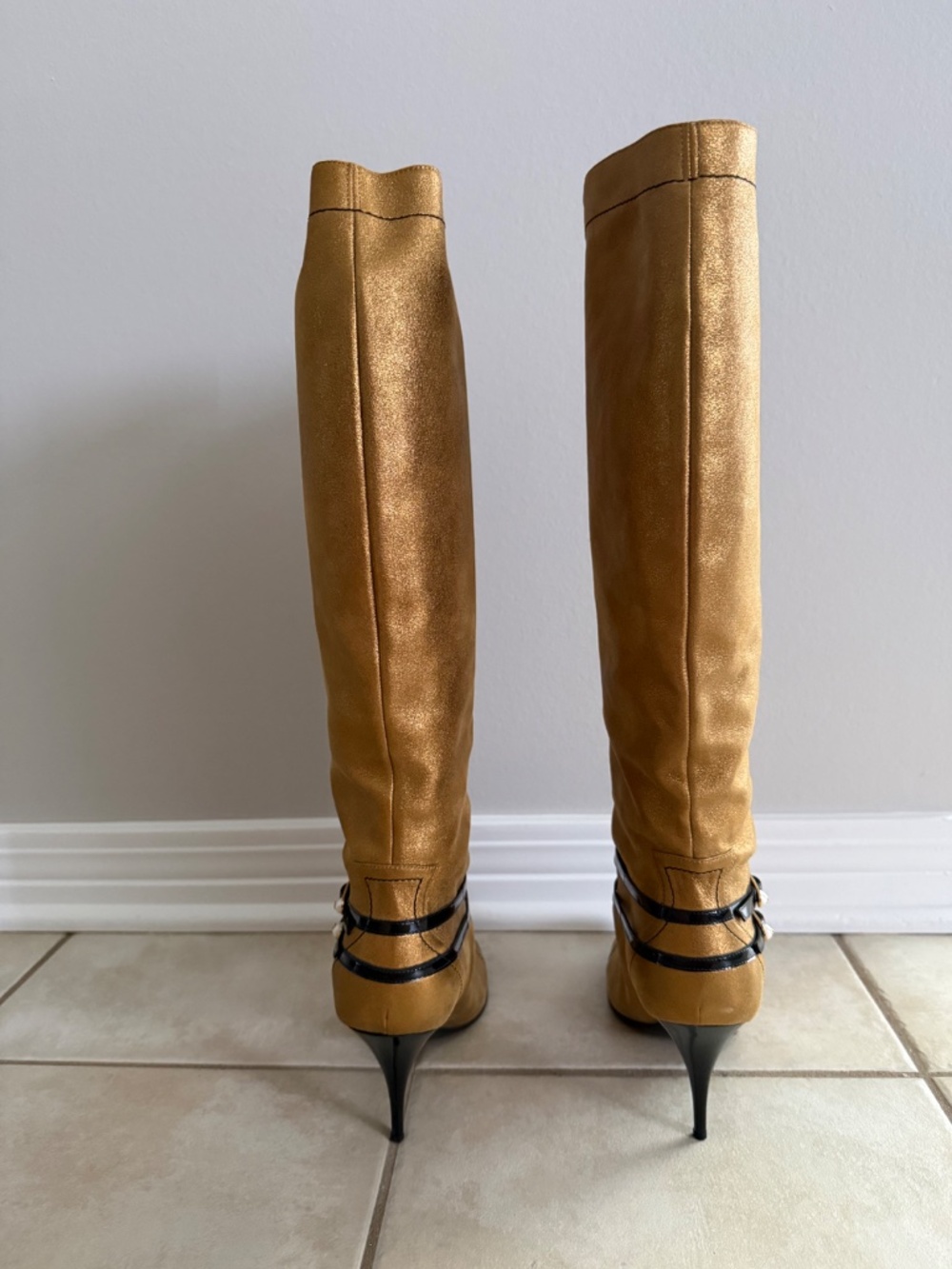 Vintage CHANEL Gold Leather CC Pearl Boots | Euro 39.5 - Picture 7 of 10